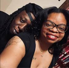 Whew, people are chatting about #DrayaMichele, 39, pulled up courtside with  her 22-year-old son Kniko Howard to cheer