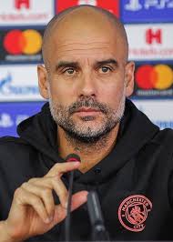 Pep guardiola i els seus tres fills, gtres. Pep Guardiola Height Weight Age Family Facts Spouse Biography