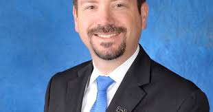 FPA Goes Back To CFP Holders, Chooses Dennis Moore as President-Elect