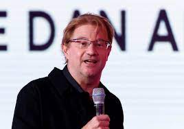 Fundó su primera empresa a los 18 años, y hoy, ocho años después, el creador de grooveshark es un referente a nivel internacional en emprendedurismo. Acusan Al Escritor Y Diplomatico Mexicano Andres Roemer De Abusos Sexuales San Diego Union Tribune En Espanol