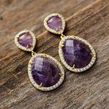 Mansuétude nf definition image translation: Boucles D Oreilles En Amethyste Mansuetude Ethea