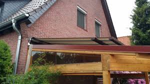 Markisen für den wintergarten lassen licht hinein, halten die hitze aber draußen. Veranda Individuelle Wintergartenmarkisen Fur Alu Und Holz Uberdachnungen