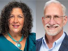 Faculty featured in <em>Notre Dame Magazine</em> for utilizing AI as a  supplementary learning tool