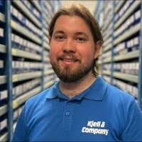 Alex Ekstrom's Instagram, Twitter & Facebook