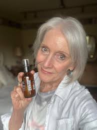 Sorry about the background “noise” in the video below…Andre is giving a  guitar lesson. 😀 🎸🎤🎼 But anyway remember my post last week about  placing your lotion bottles (upside down in jar