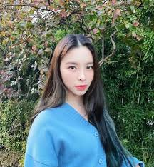 Elkie chong is a kpop singer and actress from hong kong who currently works in south korea as a member of the group clc. L14vqwpkuqnbnm