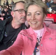 Smelling my food and iced coffee