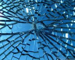 When set as a desktop background, these make you feel as if your pc screen has cracked up from the middle. Realistic Cracked And Broken Screen Wallpapers 14 Wallpapers Hd Desktop Background