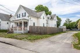 6 Morton St Taunton Ma 02780 24 Photos Mls 72848300 Movoto