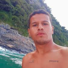 Há 3 dias desaparecido, jovem que deixou carta de despedida é encontrado em  São José