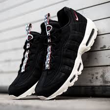 Nike Spoils Us With A Very Special Three Pack Of The Air Max 95 Sporting Unique Pull Tabs With Black Blu Sneakers Fashion Womens Sneakers Beautiful Sneakers
