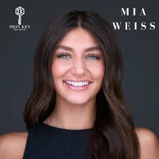 ✨NEW TEAM MEMBER ALERT✨ We are thrilled to welcome our new Marketing  Director, Mia Weiss!! With a background in Business Marketing from Fresno  State, Mia is ready to bring her creative flair
