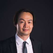 Pianist Geoffrey Tozer