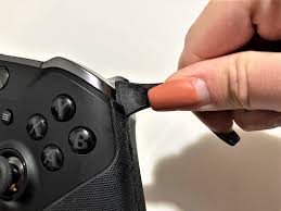 How to Fix an Analog Stick Drift in an Xbox One Elite Series 2 Controller -  iFixit Repair Guide