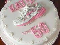 Who wouldn't be eager for an afternoon down on the you're going to find a wagon load of fun decoration, cake and party ideas in our farm themed this is a custom design listing for one dozen farm animal cookies. 10 Running Cakes Ideas Running Cake Cake Cupcake Cakes