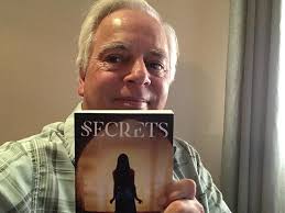 Amazon.com: Kings and Queen (Mirrors): 9798432741219: Noonan, Mark Edward:  Libros