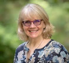 Janet Dobbs's Instagram, Twitter & Facebook