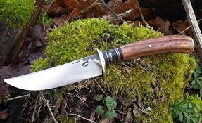Epingle Par Vlad Sur Skagel Monnet Couteaux Artisanaux Et Pierre Henri