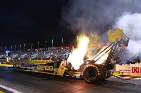Boost your racing pleasure (and your bragging rights) this season by making sure you see a nascar race. Don T Forget Your Earplugs How A Top Fuel Dragster Works Howstuffworks