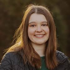 Madeleine Craig's Instagram, Twitter & Facebook