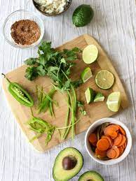 In a bowl, stir together the paprika, salt, pepper, garlic and cayenne. Spicy Fish Tacos Foodiecrush