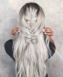 How To Go Platinum With Olaplex Olaplex Blonde Hair Shades White Blonde Hair Platinum Blonde Hair