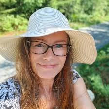 Enjoying the finnish summer between the ears of my finnhorse stallion.