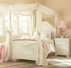 19 Fabulous Canopy Bed Designs For Your Little Princess Canopy Bedroom Sets Girls Bed Canopy Canopy Bedroom