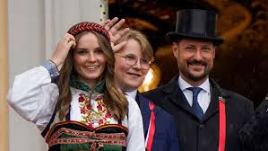 Read ingrid the plague doctor now! Prinzessin Ingrid Alexandra Heimlicher Star Der Norwegischen Royals
