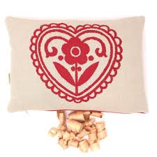 Cuscino con federa in 100% cotone biologico con zip. Cervi E Cuore Cuscino Cirmolo Stile Tirolese Montagna 100 Cotone 22 X 35 Cm Colore Rosso Gaidra Cuscini Cervo Cuscino Natalizio