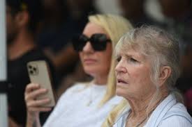 Patti McGee, pioneering pro skateboarder with a San Diego youth, dies at 79 