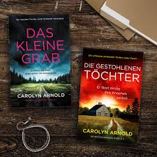 Author Carolyn Arnold