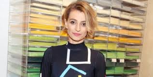 S přítelem viktorem dykem vychovává dceru sofii. Ivana Jiresova Rekl O Uzavreni Jak Herci Prozivaji Konec Serialu Ordinace V Ruzove Zahrade Fakta Today