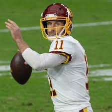 He had to get surgry on his leg which lead to an infection that almost took his life. Alex Smith Washington Qb Exits Game Vs 49ers With Right Leg Injury Sports Illustrated