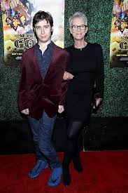 Jamie lee curtis also revealed ruby is getting married next year and the actress herself will officiate the ceremony. Vi6ytwyxpsdhnm
