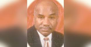 Obituary information for Deacon Sir Walter Bythan Robertson