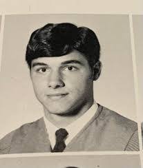 Ellis Trahan's Instagram, Twitter & Facebook