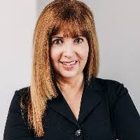 Dana Livingston's Instagram, Twitter & Facebook