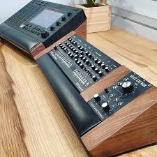 Mixingtable Com Stunning Stuff For Your Studio In 2020 Recording Studio Design Recording Studio Home Studio