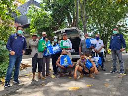 Alamat mandiri utama finance di kota terdekat untuk pengajuan pinjaman dana bank mandiri dengan jaminan bpkb mobil atau mengajukan pembiayaan kendaraan mobil bekas, berikut ini adalah alamat kantor dan cabang mandiri utama finance indonesia. Sisihkan Gaji Dan Thr Pegawai Mandiri Group Berhasil Kumpulkan Rp 10 Miliar Beritajatim Com