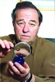 Legendary crime writer Max Haines dead at 86