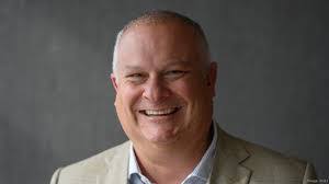 Christine Canales's Instagram, Twitter & Facebook