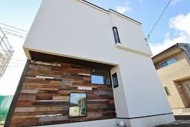 日式空間設計觀察 位於岡山縣岡山市的注文住宅 以白色牆面搭配集成材的外觀 先給人不同的日式設計風格感受 進入屋內則 outdoor decor decor home decor