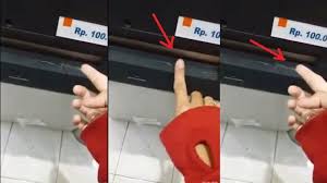 Aug 25, 2017 · cara membuat jimat pemanggil uang. Astaga Mau Ambil Duit Di Atm Malem Malem Cewek Ini Temukan Cairan Lengket Di Mesin Ternyata Halaman All Tribunnews Com