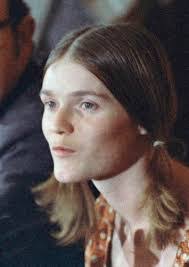 Linda Drouin's Instagram, Twitter & Facebook