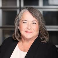 Geralyn Roberts's Instagram, Twitter & Facebook