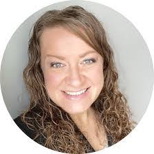 Ellen Schorr's Instagram, Twitter & Facebook