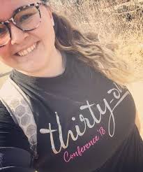 hey moms! my names alicia! pronounced Aly-cee-uh not alisha! christian  married mom of three! i wanted to post cause im looking for mom friends to  engage with & get this bag together!