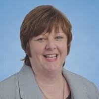 Lucinda Hanson's Instagram, Twitter & Facebook