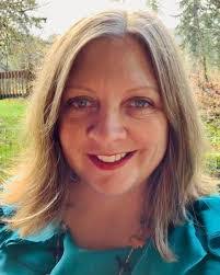 Casey Eash's Instagram, Twitter & Facebook